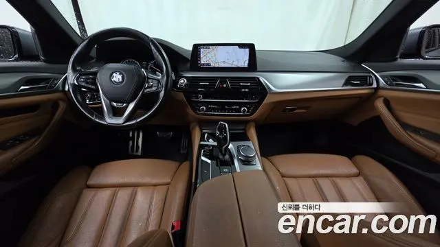 BMW 5 SERIES 2017 — 286 095 км, серебристо-серый, Корея — под ключ — фото 7