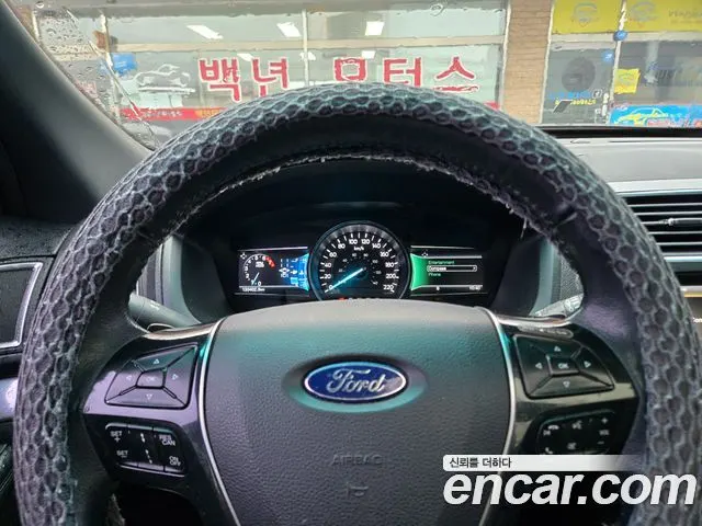 FORD EXPLORER 2016 — 133 403 км, чёрный, Корея — под ключ — фото 5