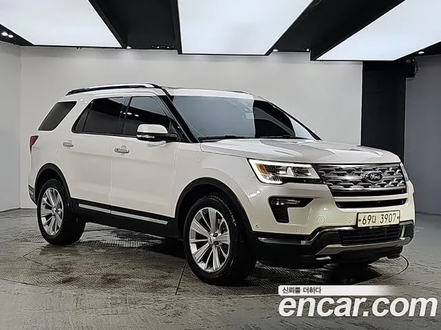FORD EXPLORER 2018 — 180 282 км, белый, Корея — под ключ — фото 2