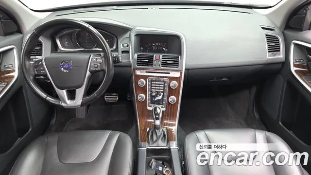 VOLVO XC60 2017 — 60 268 км, серебристо-серый, Корея — под ключ — фото 7