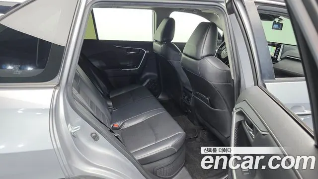 TOYOTA RAV4 2019 — 224 533 км, серебристый, Корея — под ключ — фото 12