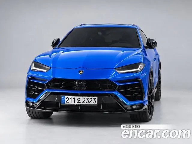 LAMBORGHINI URUS 2022 — 16 000 км, синий, Корея — под ключ — фото 1