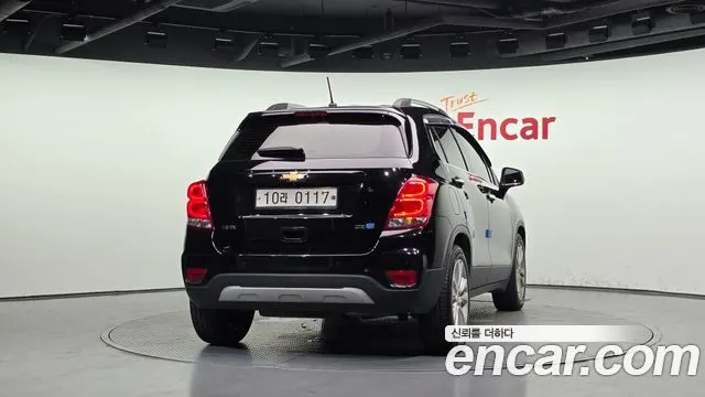 CHEVROLET TRAX 2017 — 128 794 км, чёрный, Корея — под ключ — фото 4