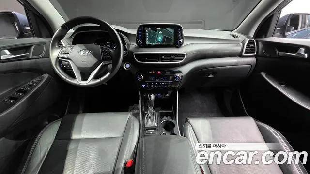 HYUNDAI TUCSON 2019 — 60 380 км, голубой, Корея — под ключ — фото 7