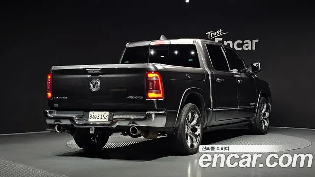 DODGE RAM PICKUP 2019 — 33 118 км, серый, Корея — под ключ — фото 2