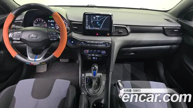 HYUNDAI VELOSTER 2018 — 95 942 км, серебристо-серый, Корея — под ключ — фото 7