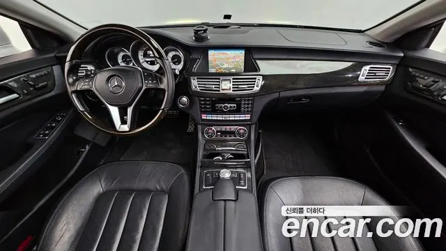 MERCEDES-BENZ CLS-CLASS W218 2013 — 90 124 км, серебристый, Корея — под ключ — фото 7