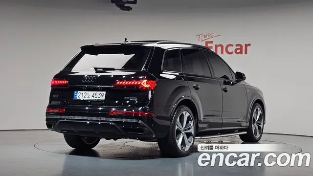 AUDI Q7 — из Кореи под ключ