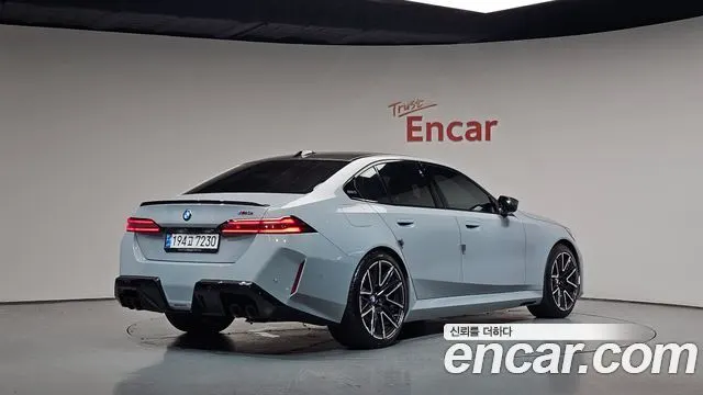 BMW M5 2025