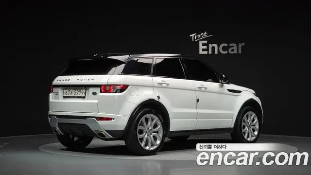 LAND ROVER RANGE ROVER EVOQUE 2015 — 122 924 км, белый, Корея — под ключ — фото 2