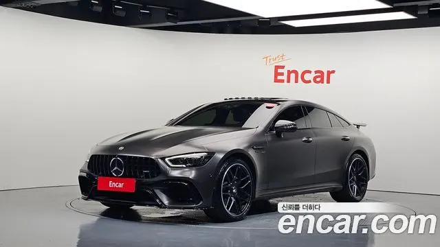 MERCEDES-BENZ AMG GT 2022