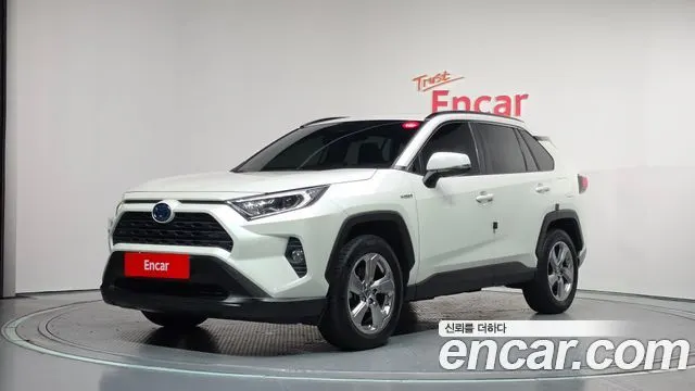 TOYOTA RAV4 — из Кореи под ключ