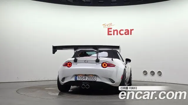 MAZDA MX-5 MIATA 2019 — 28 790 км, белый, Корея — под ключ — фото 4