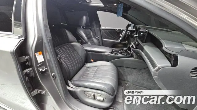 LEXUS LS500 2021 — 147 964 км, серебристо-серый, Корея — под ключ — фото 11