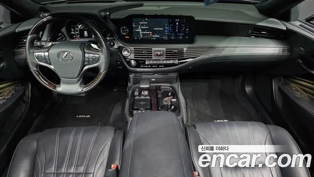 LEXUS LS500 2021 — 147 964 км, серебристо-серый, Корея — под ключ — фото 7