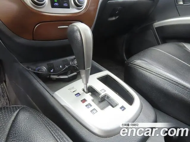 HYUNDAI SANTA FE 2008 — 231 100 км, серебристо-серый, Корея — под ключ — фото 9
