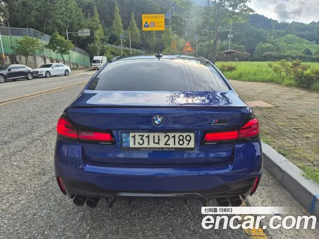 BMW M5 2021