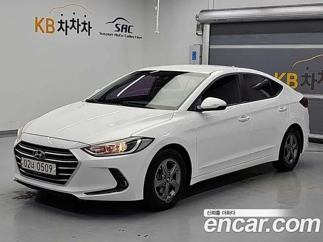 HYUNDAI AVANTE 2016 — 83 791 км, белый, Корея — под ключ — фото 1