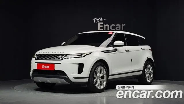 LAND ROVER RANGE ROVER EVOQUE 2023 — 37 989 км, белый, Корея — под ключ — фото 1