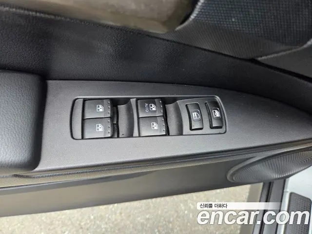 KGM KORANDO SPORTS 2014 — 201 407 км, серебристый, Корея — под ключ — фото 10