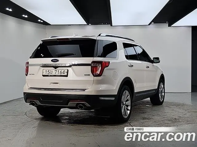 FORD EXPLORER 2019 — 112 937 км, белый, Корея — под ключ — фото 4