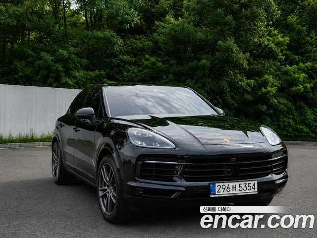 PORSCHE CAYENNE 2021 — 22 240 км, чёрный, Корея — под ключ — фото 1
