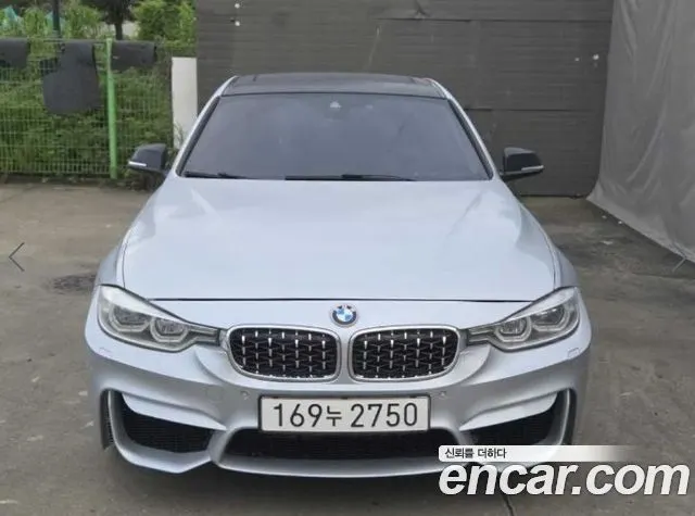 BMW 3 SERIES 2014 — 183 373 км, серебристо-серый, Корея — под ключ — фото 2