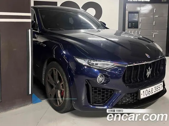 MASERATI LEVANTE 2019