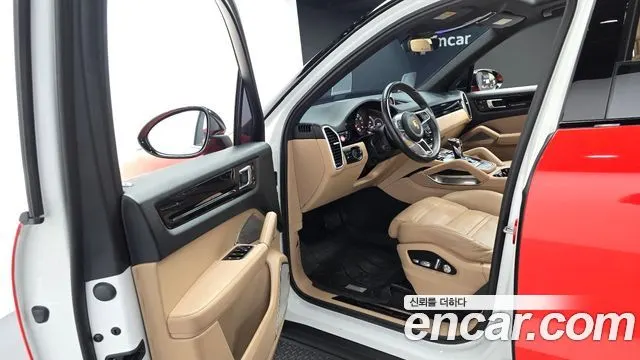 PORSCHE CAYENNE 2019 — 59 362 км, оранжевый, Корея — под ключ — фото 10
