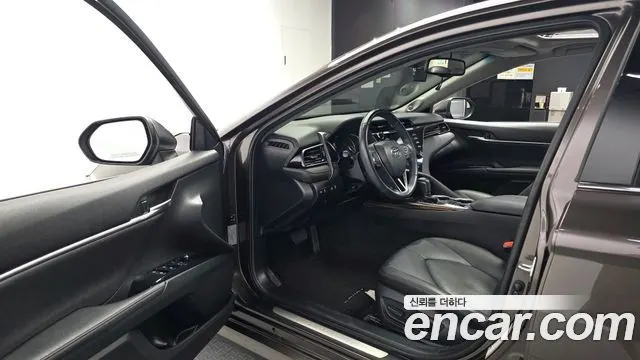 TOYOTA CAMRY 2019 — 137 246 км, коричневый, Корея — под ключ — фото 10