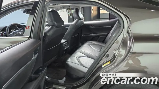 TOYOTA CAMRY 2018 — 186 180 км, коричневый, Корея — под ключ — фото 11