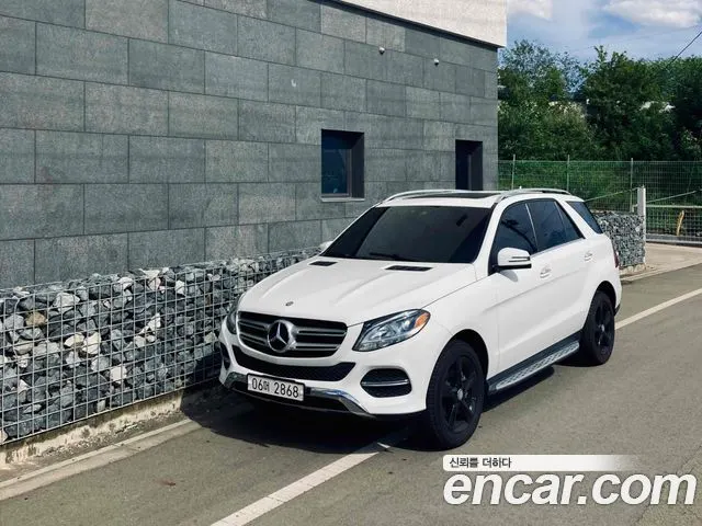 MERCEDES-BENZ GLE-CLASS W166 2016