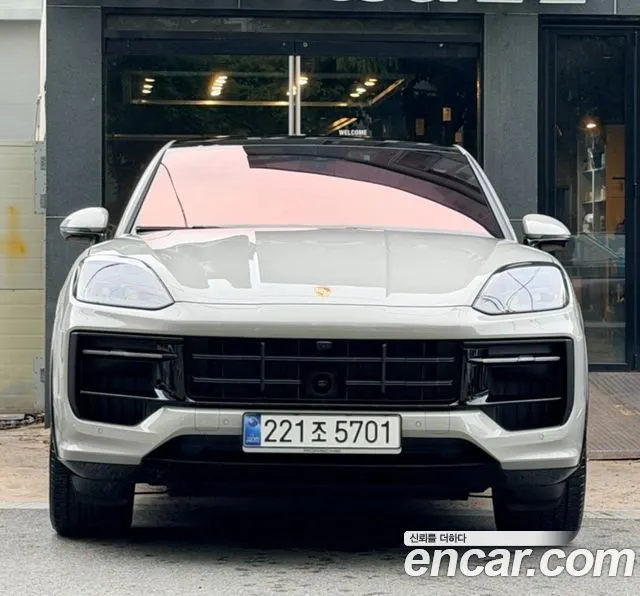 PORSCHE CAYENNE 2025 — 5 500 км, серебристо-серый, Корея — под ключ — фото 2