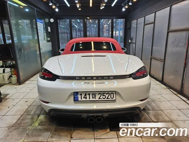 PORSCHE 718 BOXSTER 2019 — 45 748 км, белый, Корея — под ключ — фото 4