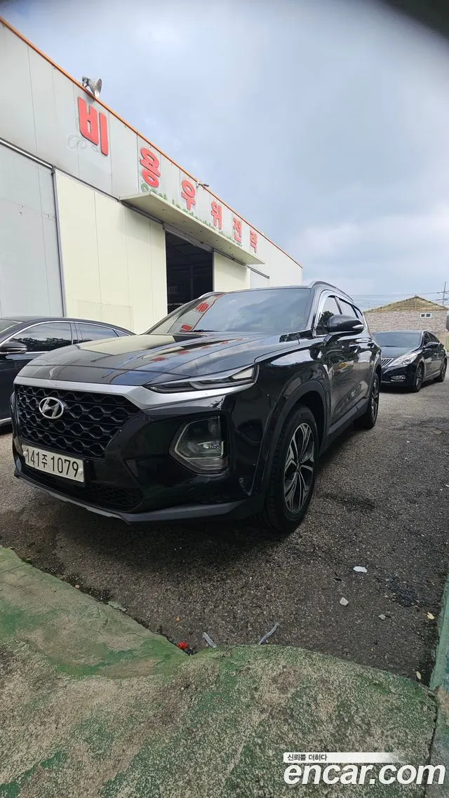 HYUNDAI SANTA FE 2019 — 374 600 км, чёрный, Корея — под ключ — фото 11