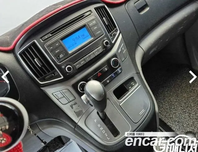 HYUNDAI GRAND STAREX 2016 — 254 292 км, белый, Корея — под ключ — фото 10
