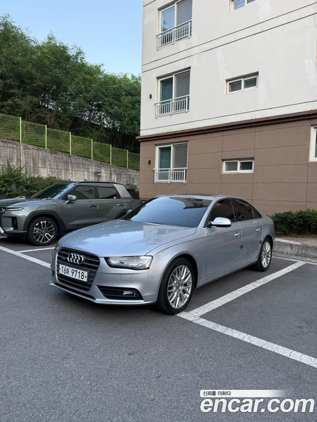 AUDI A4 2015 — 53 000 км, серебристо-серый, Корея — под ключ — фото 3