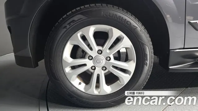 KGM KORANDO SPORTS 2018 — 181 270 км, серый, Корея — под ключ — фото 5