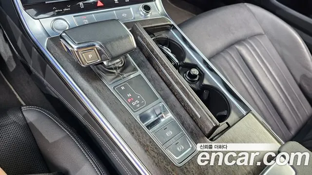AUDI A6 2020 — 99 190 км, серебристо-серый, Корея — под ключ — фото 9