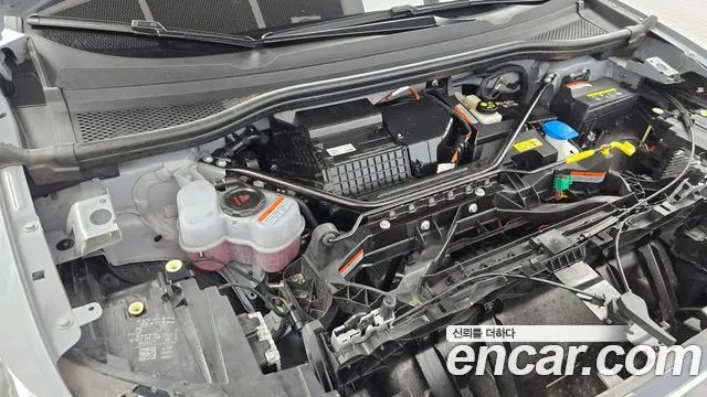 AUDI Q4 E-TRON 2025 — 46 917 км, серебристо-серый, Корея — под ключ — фото 6