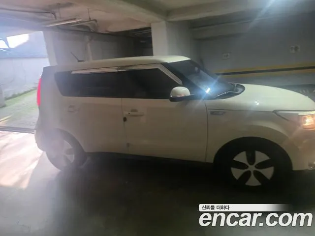 KIA SOUL 2018 — 50 600 км, белый-перламутр, Корея — под ключ — фото 3