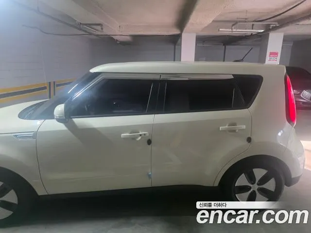 KIA SOUL 2018 — 50 600 км, белый-перламутр, Корея — под ключ — фото 6