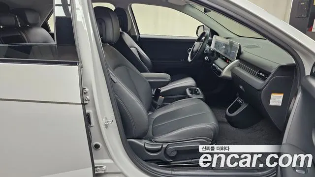 HYUNDAI IONIQ 5 2024 — 41 214 км, серебристо-серый, Корея — под ключ — фото 11