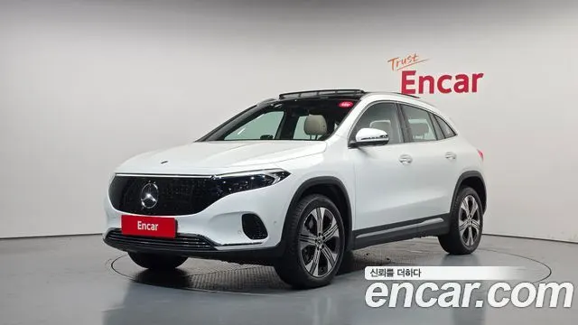 MERCEDES-BENZ EQA H243 2026
