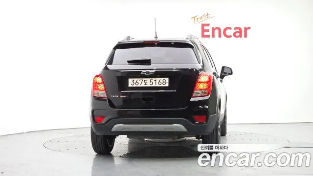 CHEVROLET TRAX 2021 — 72 919 км, чёрный, Корея — под ключ — фото 4