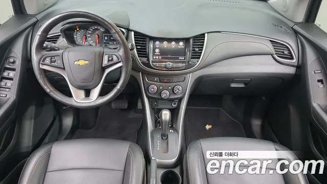 CHEVROLET TRAX 2021 — 72 919 км, чёрный, Корея — под ключ — фото 7