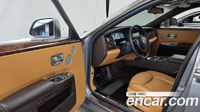 ROLLS-ROYCE GHOST 2018 — 18 430 км, серебристый, Корея — под ключ — фото 10