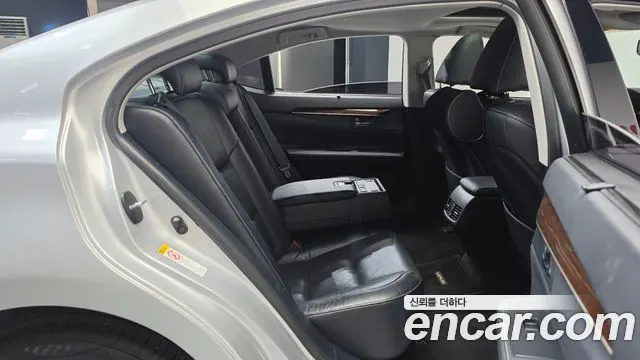LEXUS ES350 2014 — 140 371 км, серебристо-серый, Корея — под ключ — фото 11