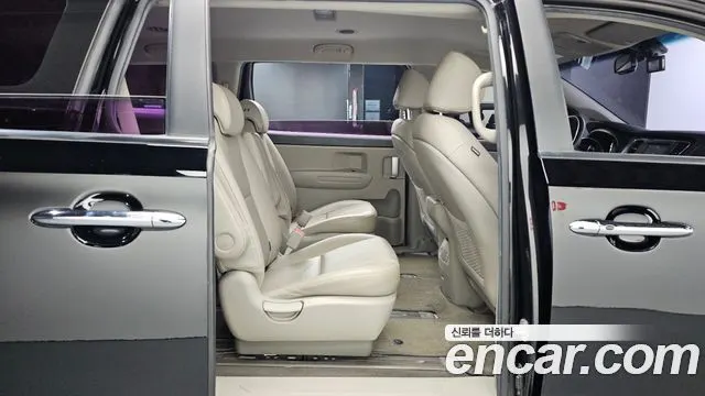 KIA CARNIVAL 2019 — 100 249 км, чёрный, Корея — под ключ — фото 11