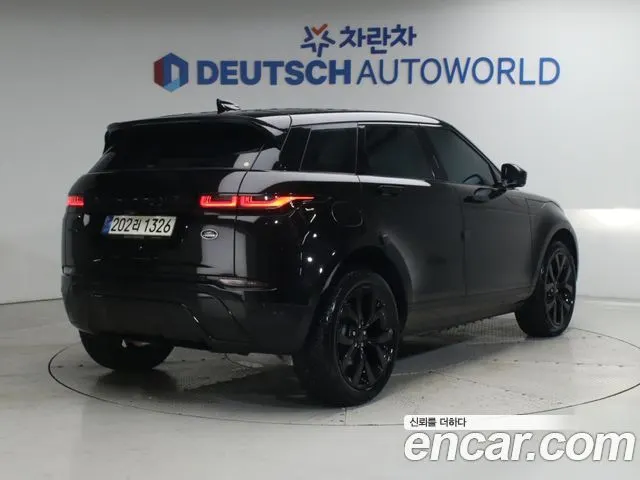 LAND ROVER RANGE ROVER EVOQUE 2021 — 95 364 км, чёрный, Корея — под ключ — фото 2